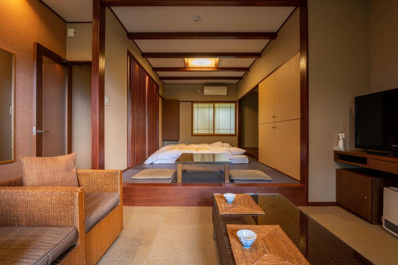 草屋根の宿 龍のひげ　別邸ゆむた 由布市 エクステリア 写真